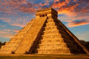 Maya Pyramid 