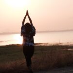 जिनकी शक्ति से ब्रह्माण्ड चलता है, वो आखिर मिलते कहाँ